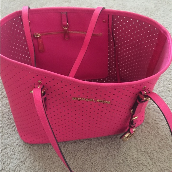 Authentic MK - Picture 2 of 4